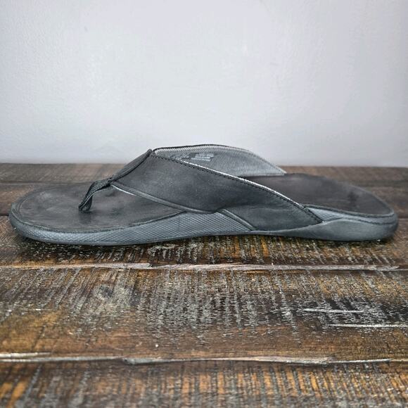 OluKai Tuahine Mens Size 12 Beach Flip Flops Sandals Leather Black - Picture 6 of 11